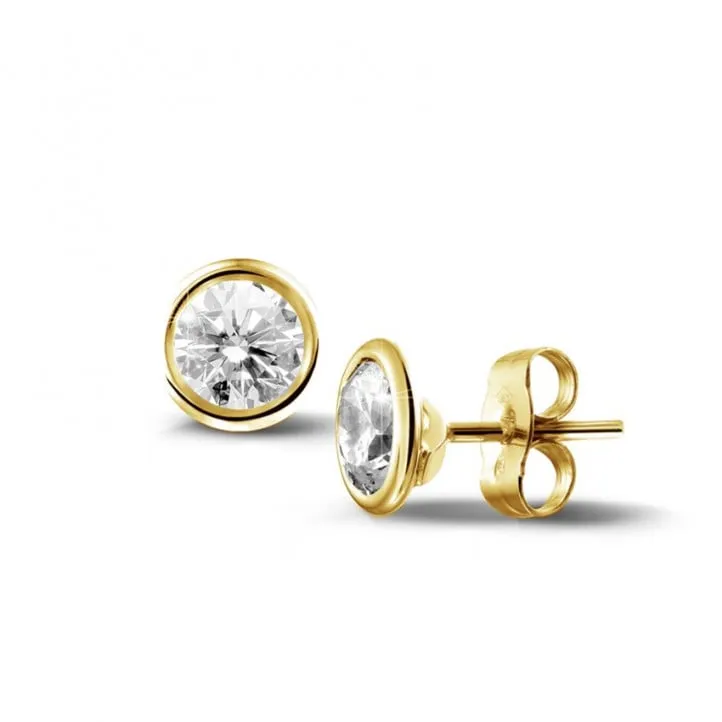1.00 quilates pendientes diamantes satélite en oro amarillo 