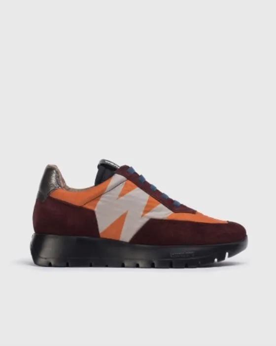 Wonders sneakers A2422 Odisei orange Mujer anuncio tv